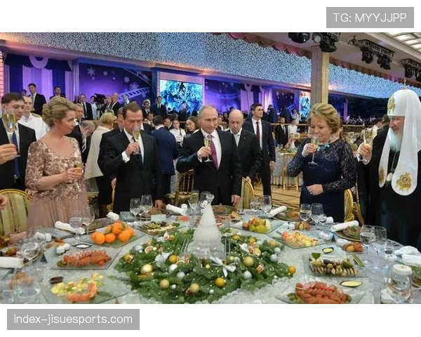 里尔主席确认，新赛季主场皮埃尔·莫鲁瓦球场将全面升级照明系统